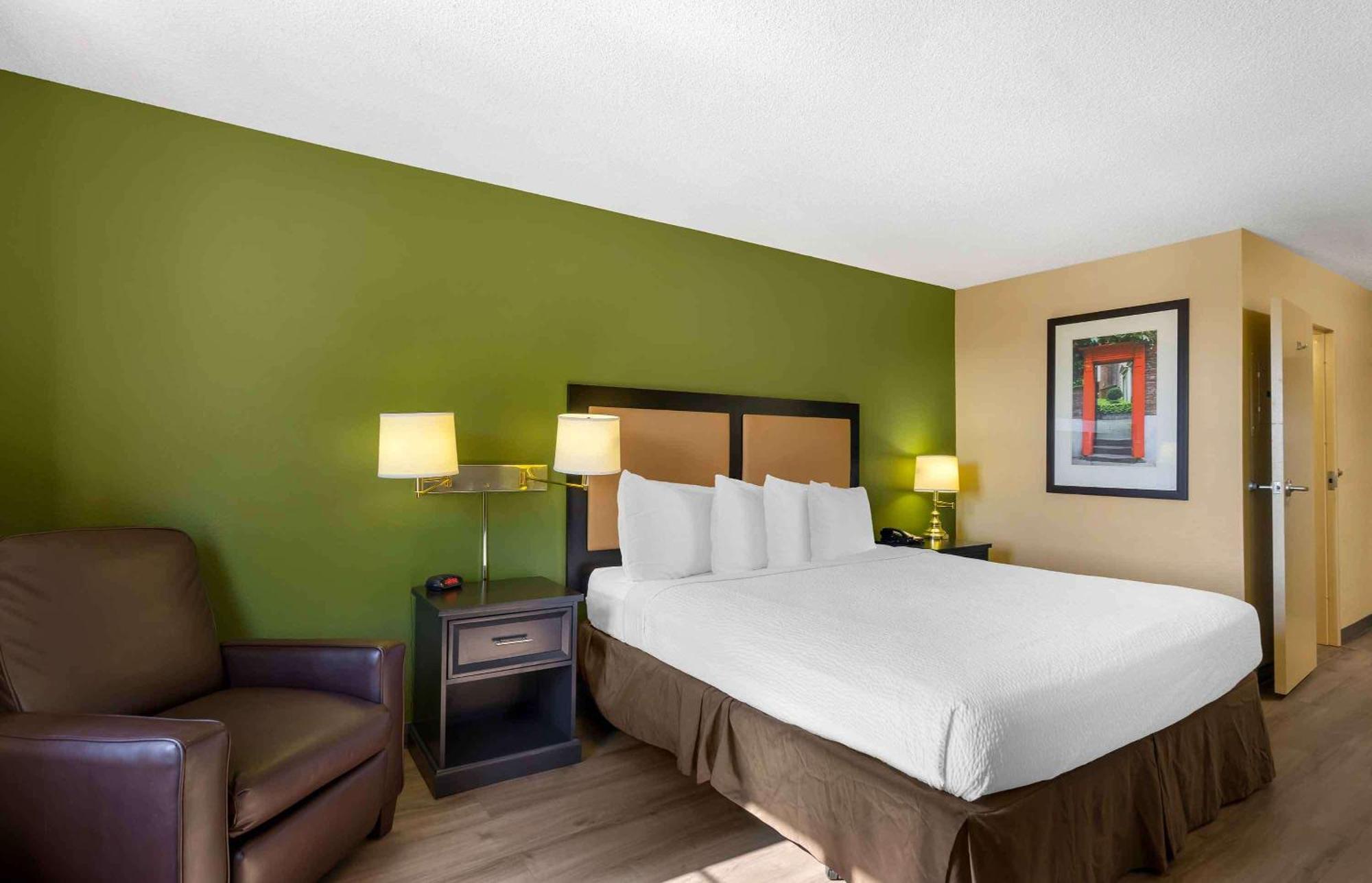 Extended Stay America Select Suites - Raleigh - Rdu Airport Morrisville Exterior photo